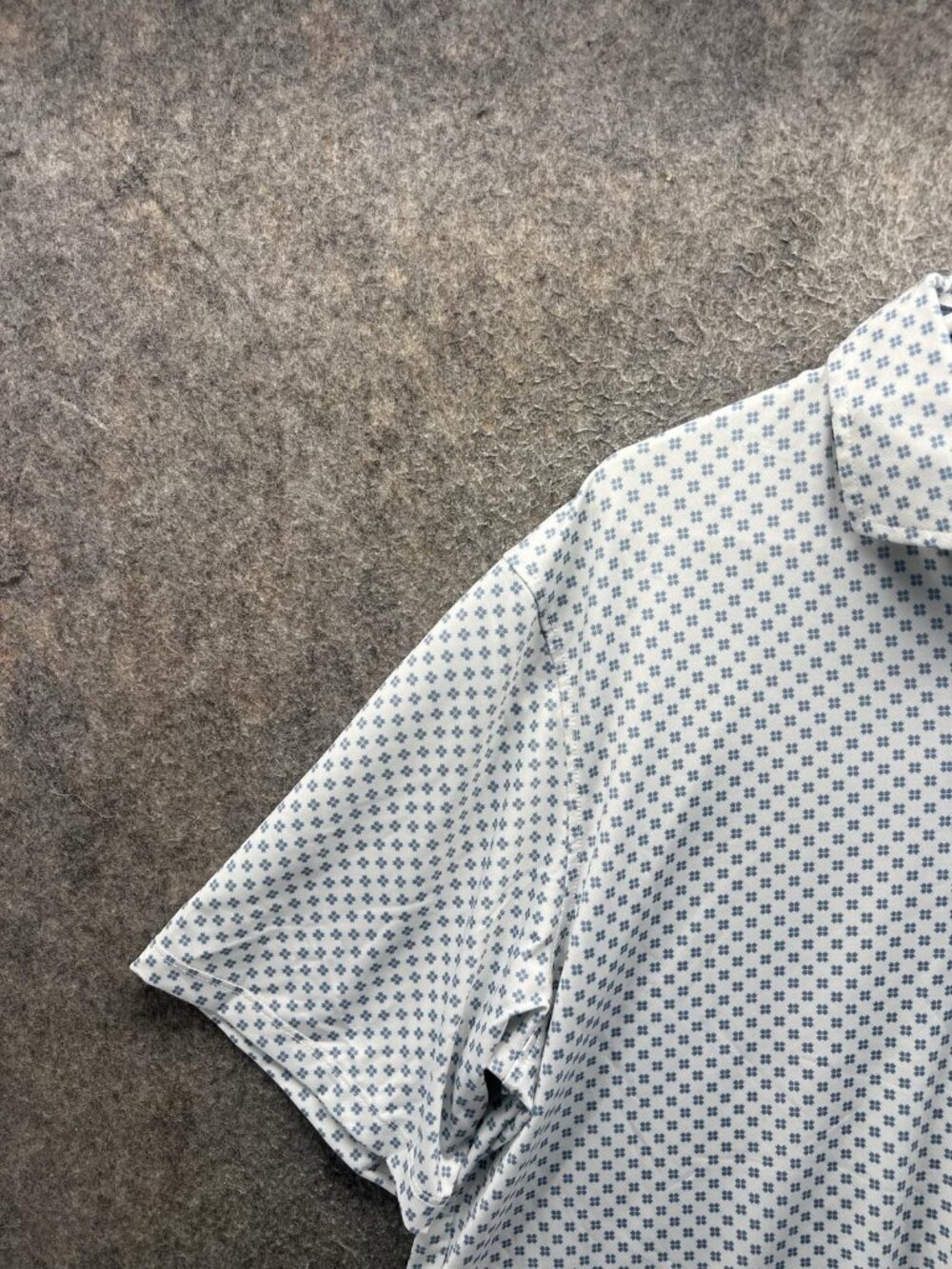 Greyson Polo Shirt Men Large White Geometric Print Golf Stretch Jersey Logo - Picture 8 of 13